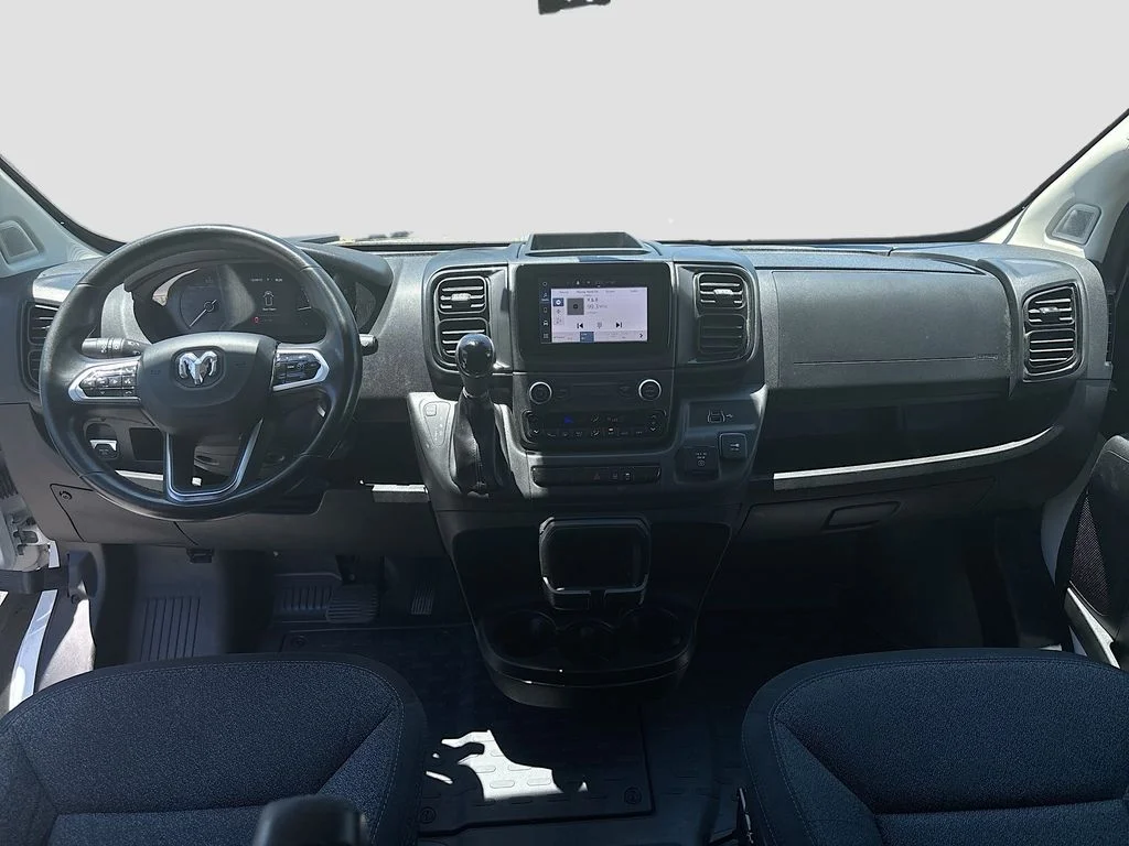 Used 2023 White Ram Base image 39