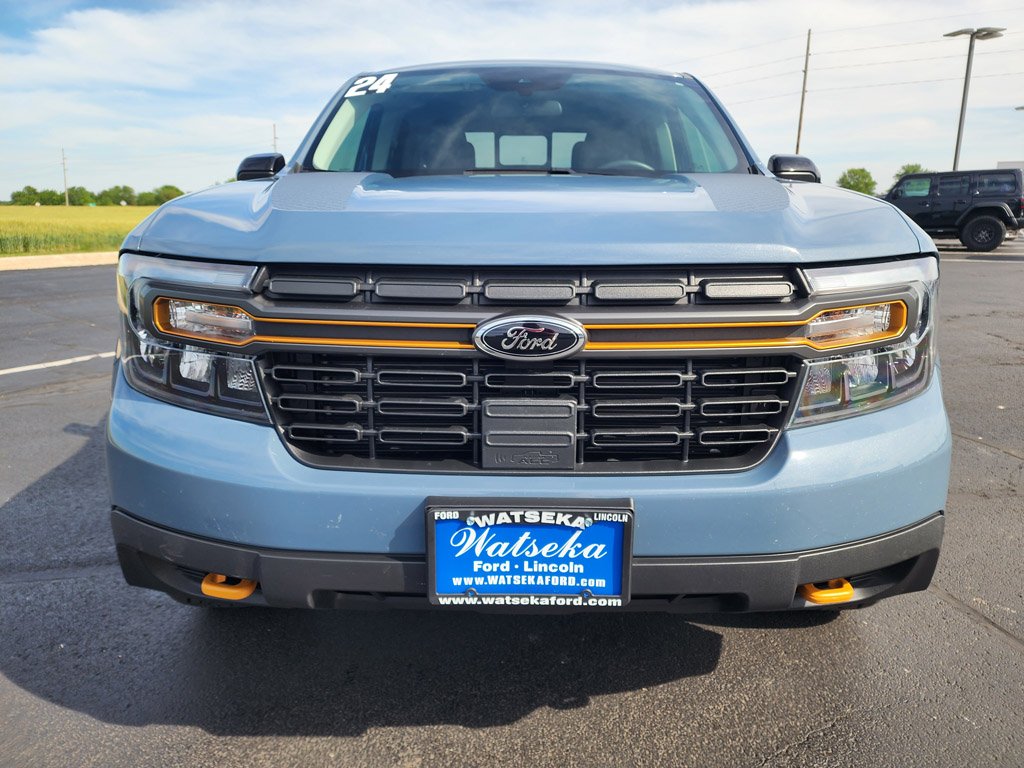 Used 2024 Azure Gray Metallic Tri-Coat Ford LARIAT Advanced image 2