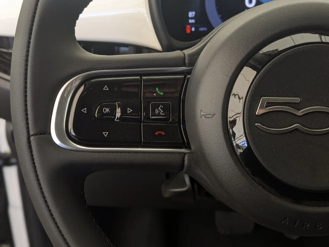 New 2026 White FIAT Pop - - FWD - Backup Camera - Lane Keep Assist - Rear Park Assist - Auto Climate & More! image 16