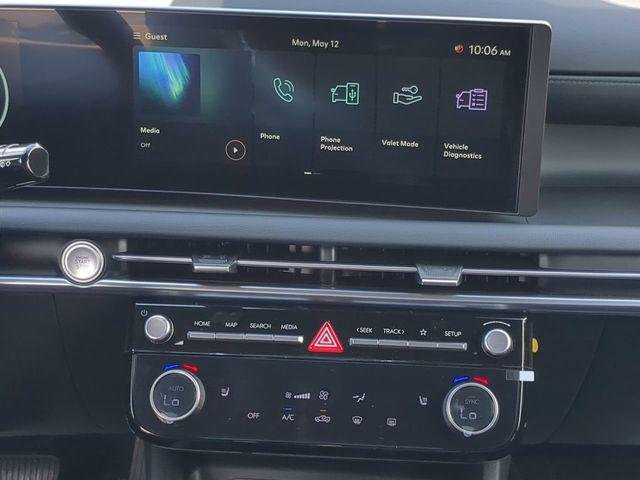New 2025 Black Hyundai SEL Activity FWD image 18