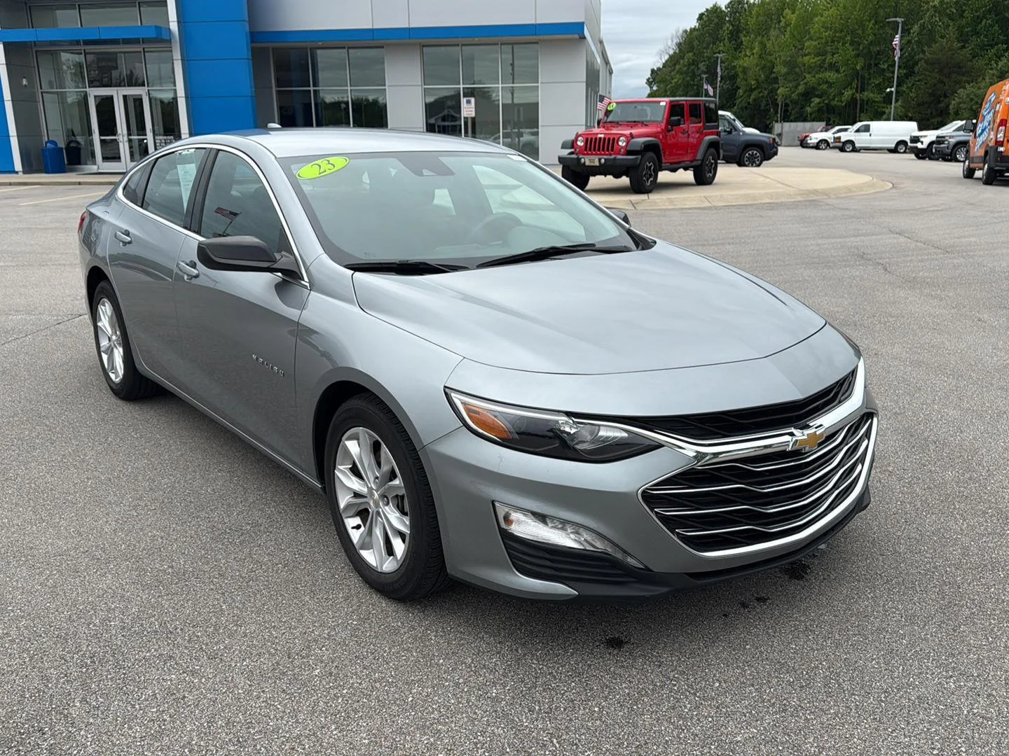Used 2023 Chevrolet Malibu 1LT with VIN 1G1ZD5ST5PF237227 for sale in Scottsburg, IN