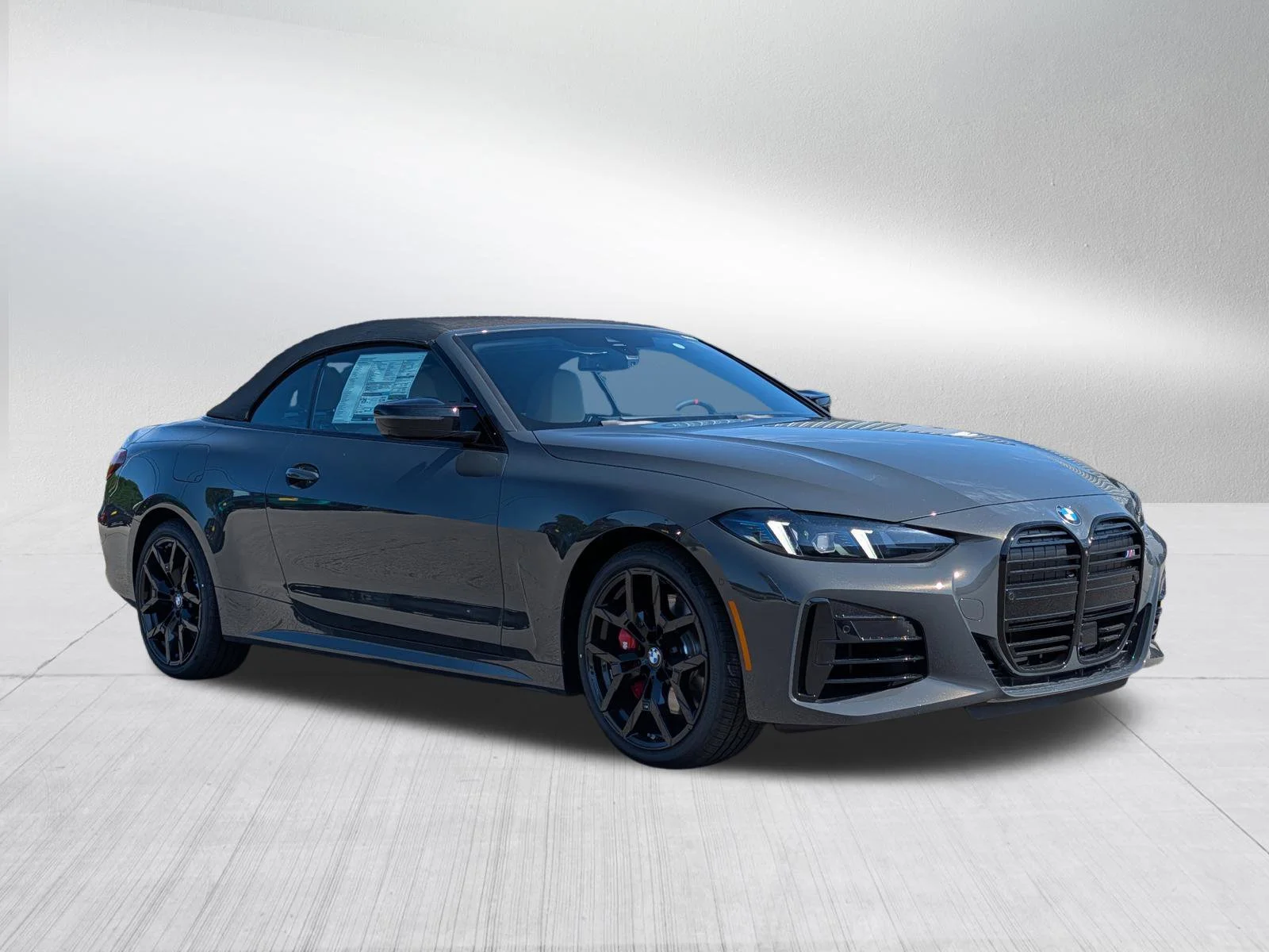 2027 BMW 4 Series M440i Convertible xDrive's photo
