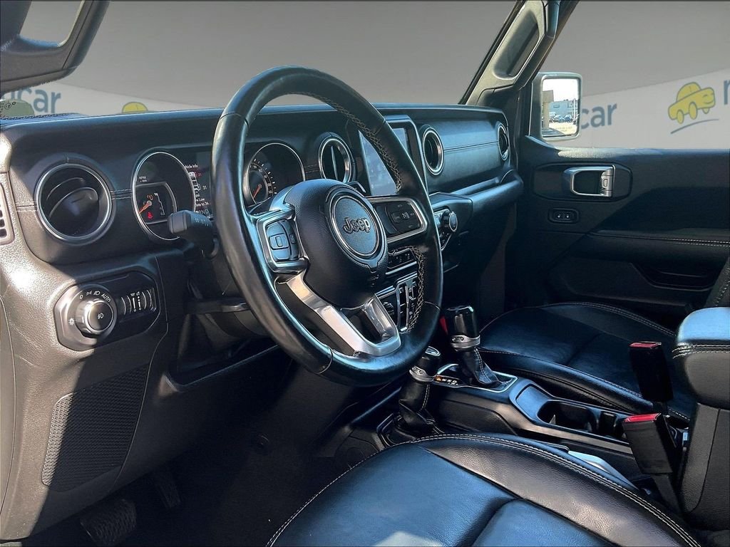 Used 2021 Gray Jeep Unlimited Sahara image 8