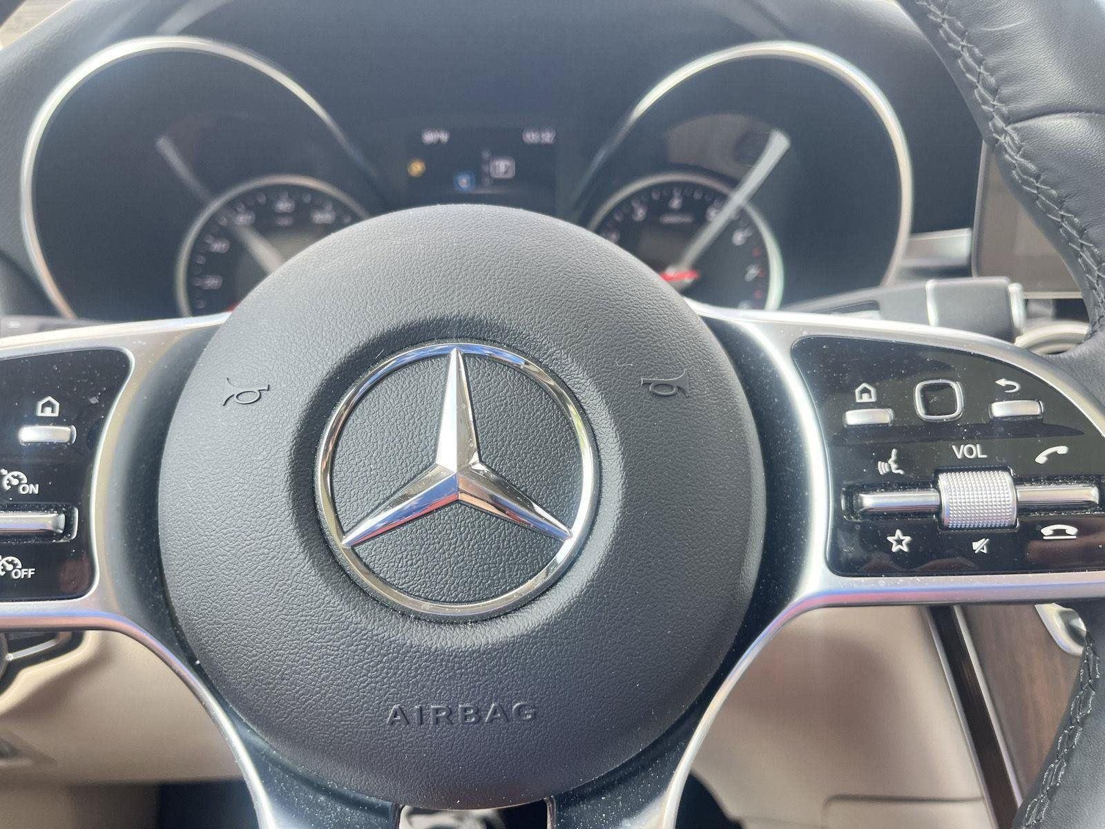 Used 2021 Lunar Blue Metallic Mercedes-Benz GLC 300 image 23