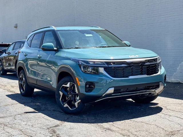 Used 2026 Blue Kia EX image 3