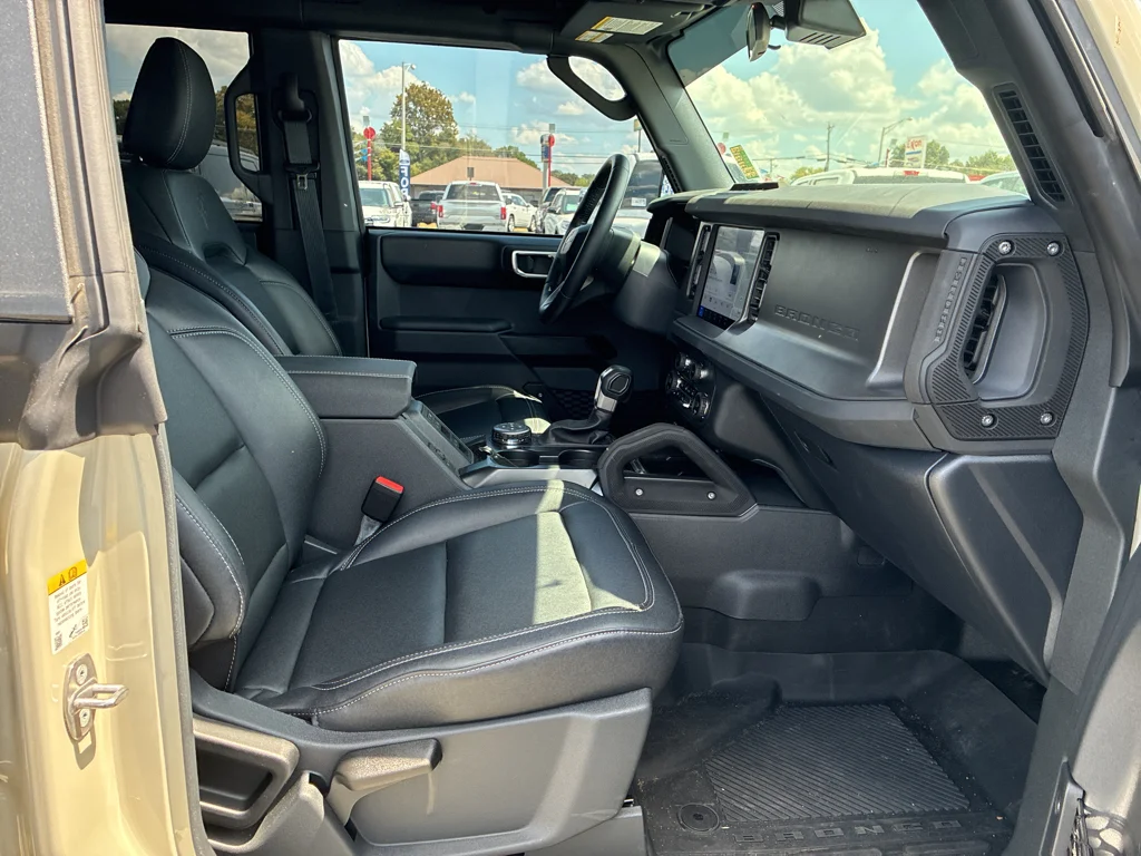 Certified Used 2026 Desert Sand Ford Badlands image 14