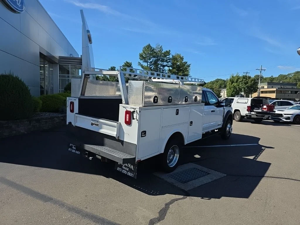 Used 2023 White Ford XLT image 3