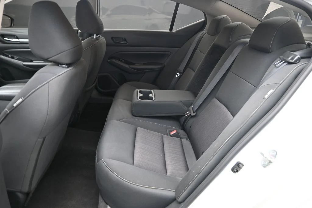 Used 2023 White Nissan 2.5 SV image 15
