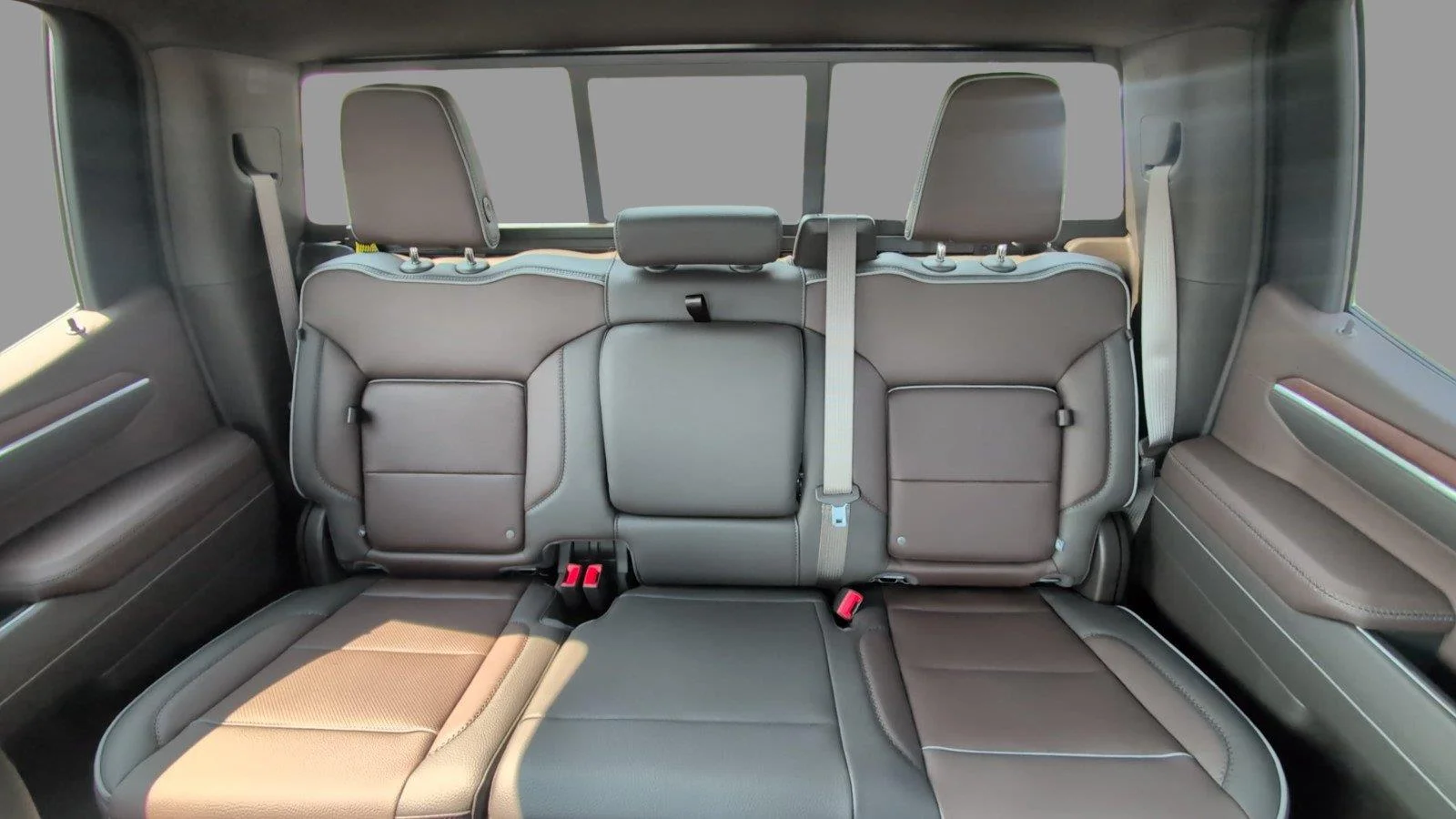 New 2026 Sterling Metallic GMC Denali image 33
