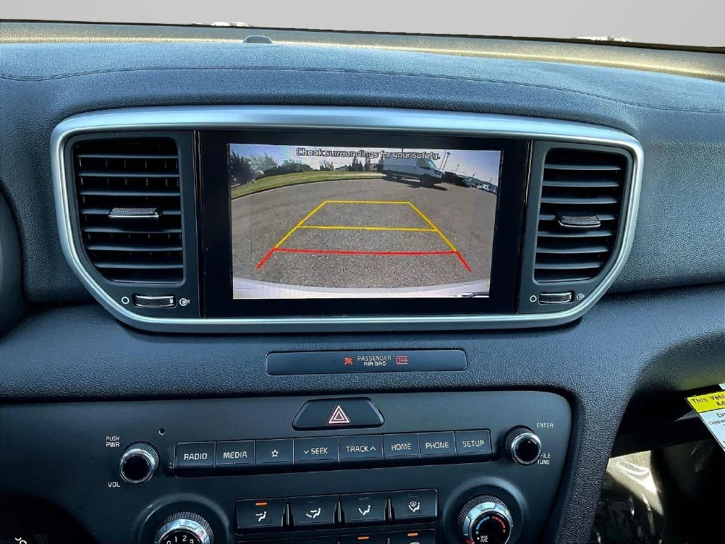 Used 2020 Sparkling Silver Kia LX image 14
