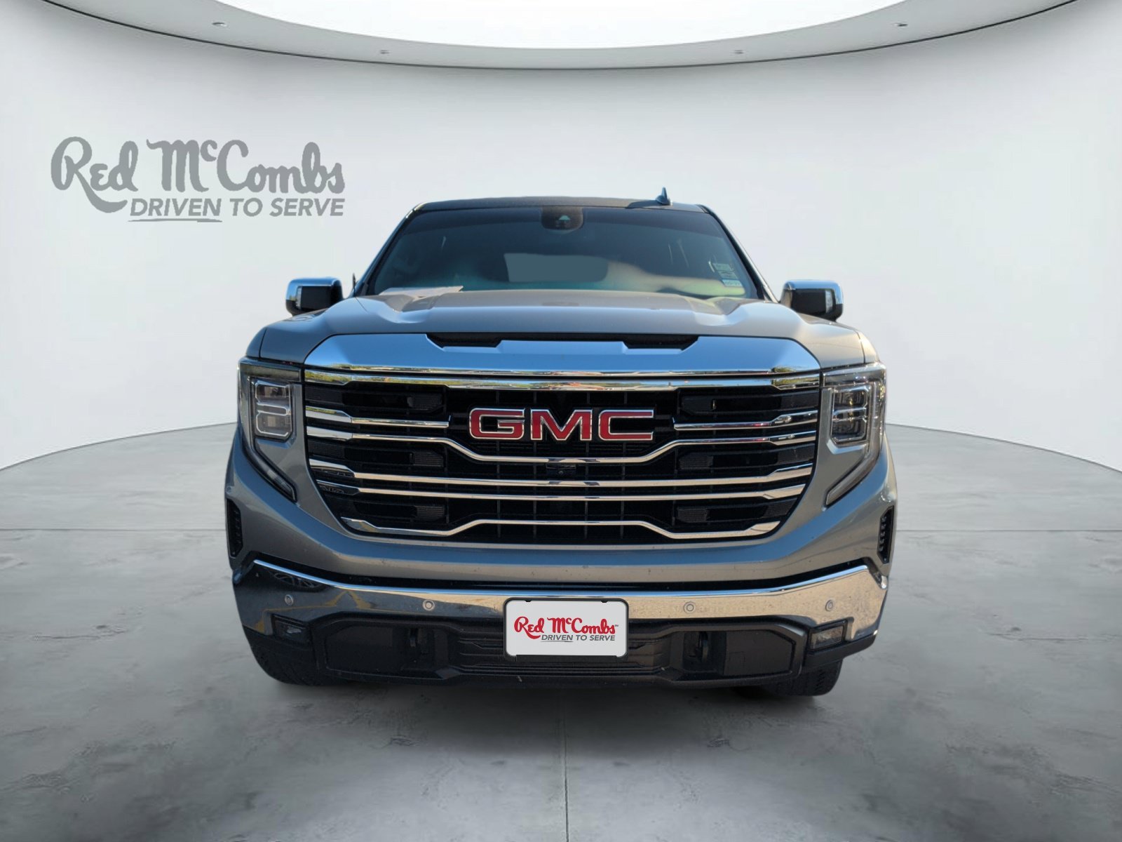 Used 2024 Sterling Metallic GMC SLT image 2