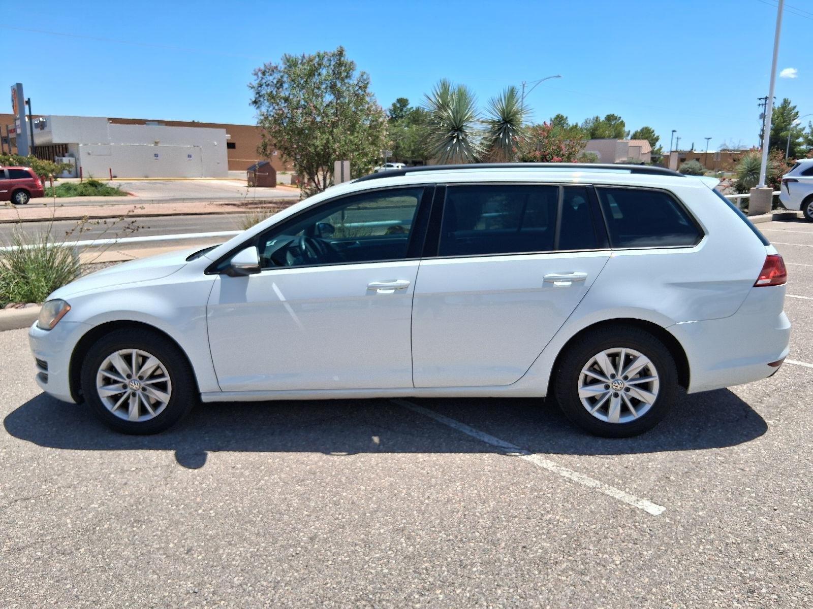 Used 2017 Volkswagen Golf SportWagen S with VIN 3VWC17AU1HM513574 for sale in Sierra Vista, AZ