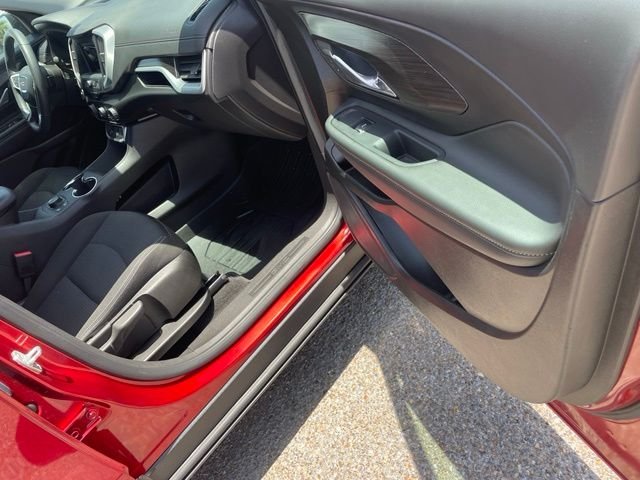 Used 2024 Red GMC SLE image 20