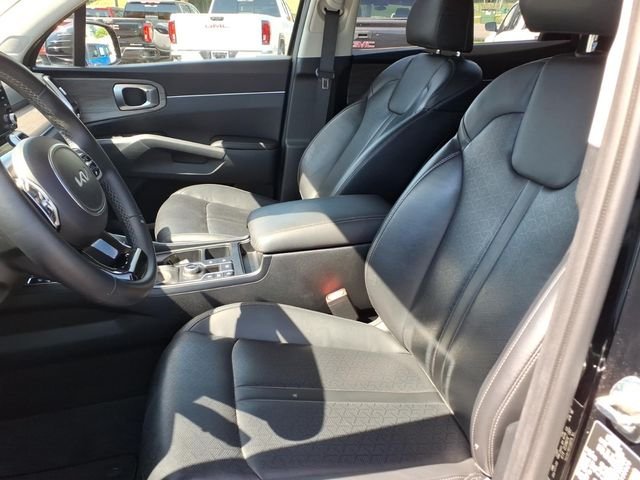 Used 2023 Black Kia X-Line EX image 10