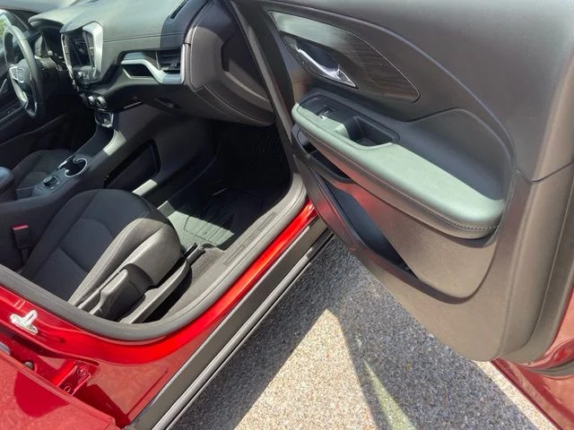 Used 2024 Red GMC SLE image 20