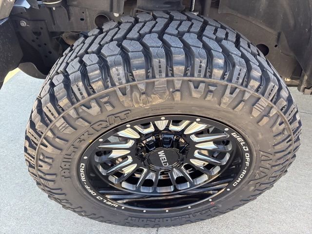 Used 2024 Red Jeep Sahara image 33