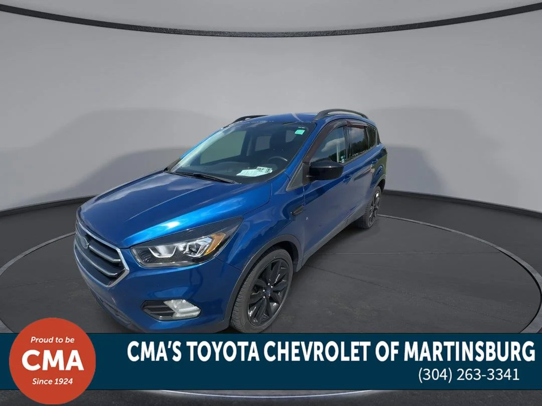 Used 2017 Lightning Blue Ford SE image 4