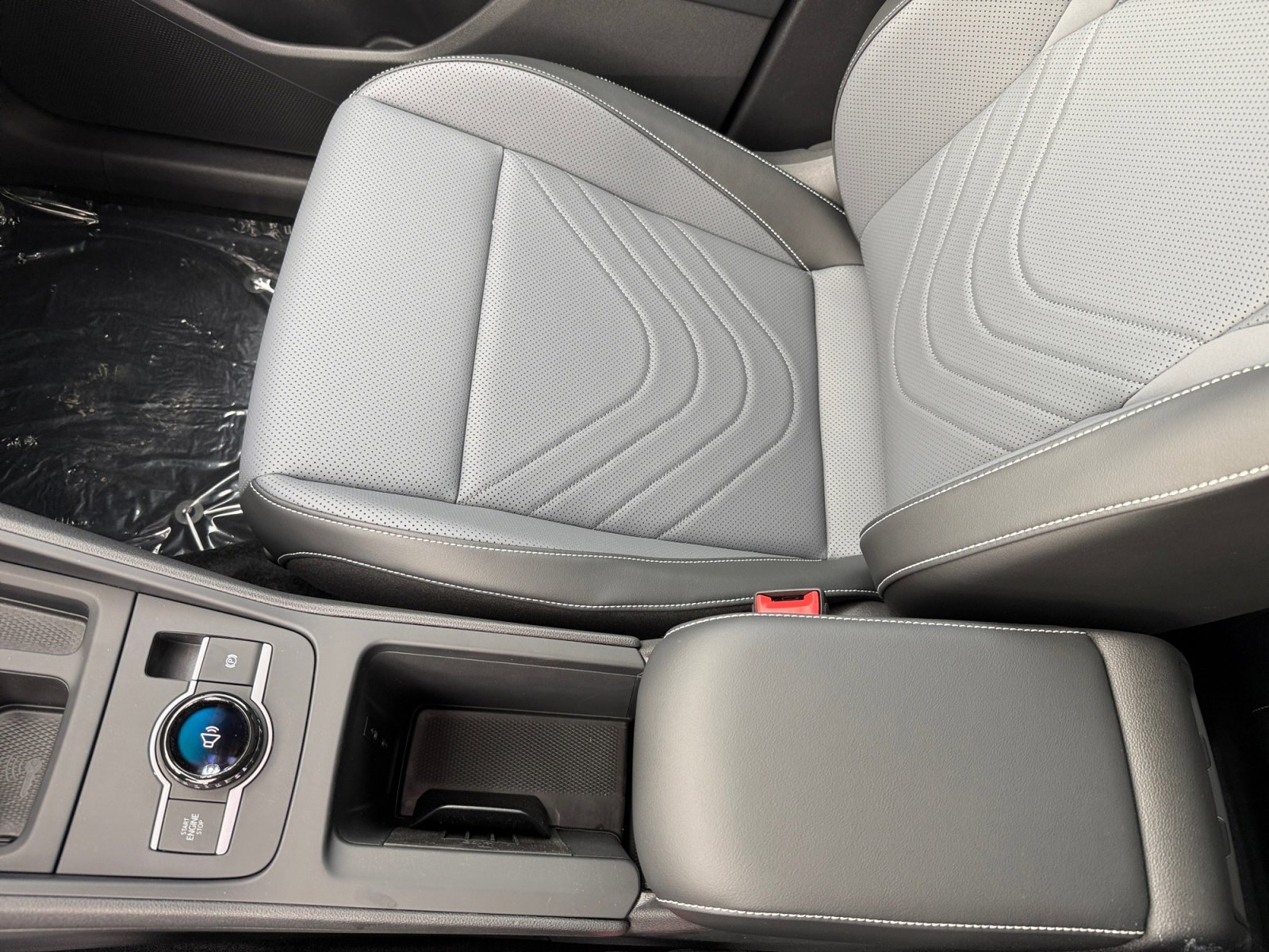 New 2026 Platinum Gray Volkswagen SE image 14