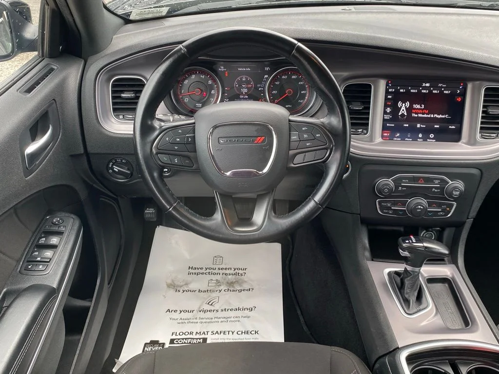 Used 2023 Gray Dodge SXT image 10