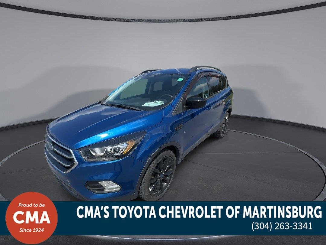 Used 2017 Lightning Blue Ford SE image 4