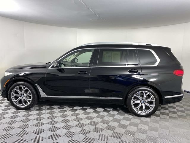 Used 2020 Black BMW xDrive40i image 5