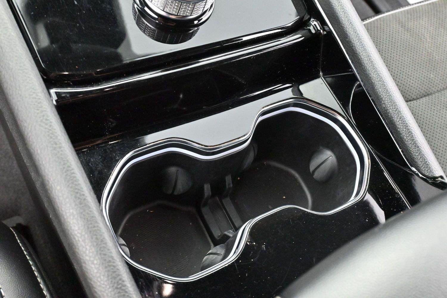 Used 2021 Silver Jeep Altitude image 19