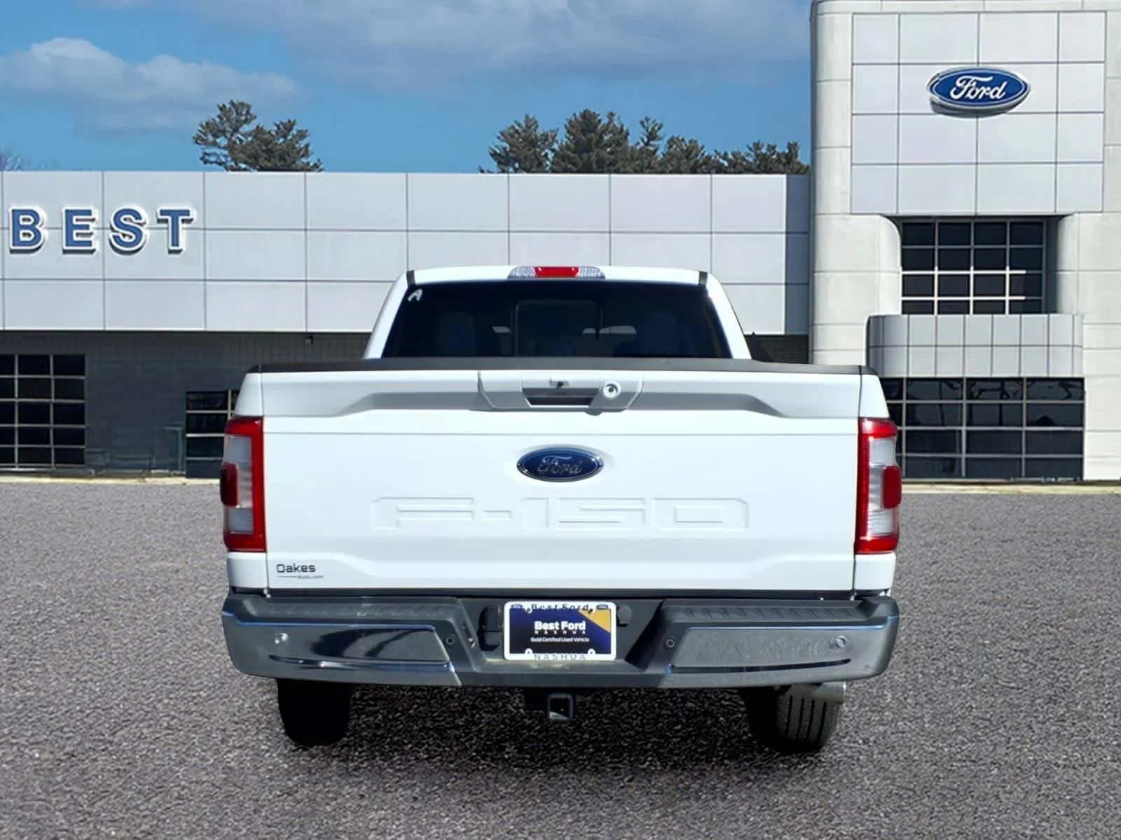 Used 2023 Oxford White Ford LARIAT image 5