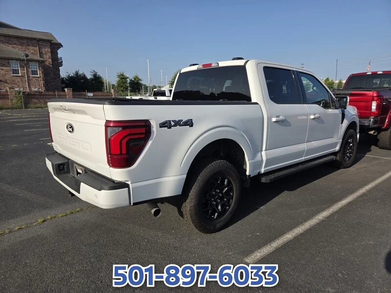 Used 2025 Oxford White FORD LARIAT image 10