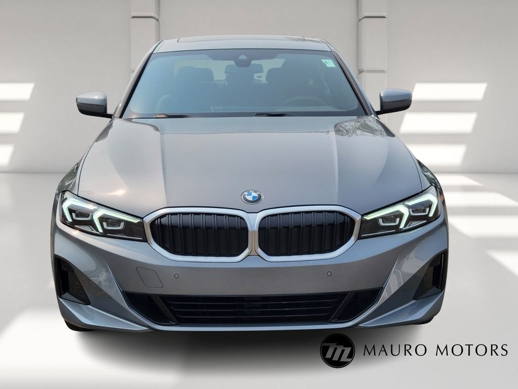 2025 BMW 3 Series 330i - Photo 8