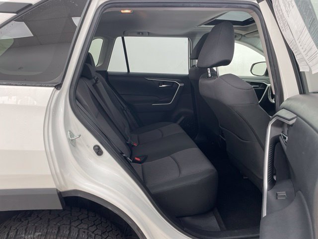 2019 Toyota RAV4 XLE - Photo 21