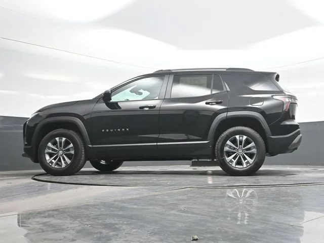 2027 Chevrolet Equinox LT - Photo 20