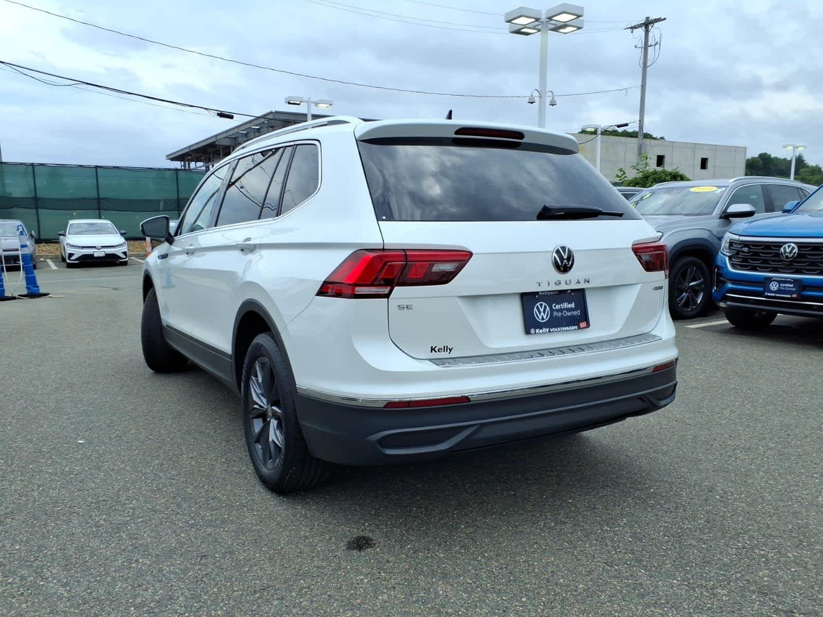Certified Used 2023 Opal White Pearl Volkswagen SE image 7