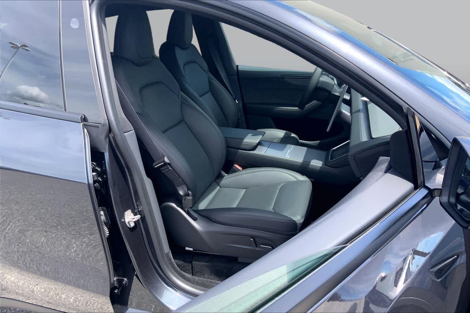 Used 2026 Stealth Gray Tesla  image 8