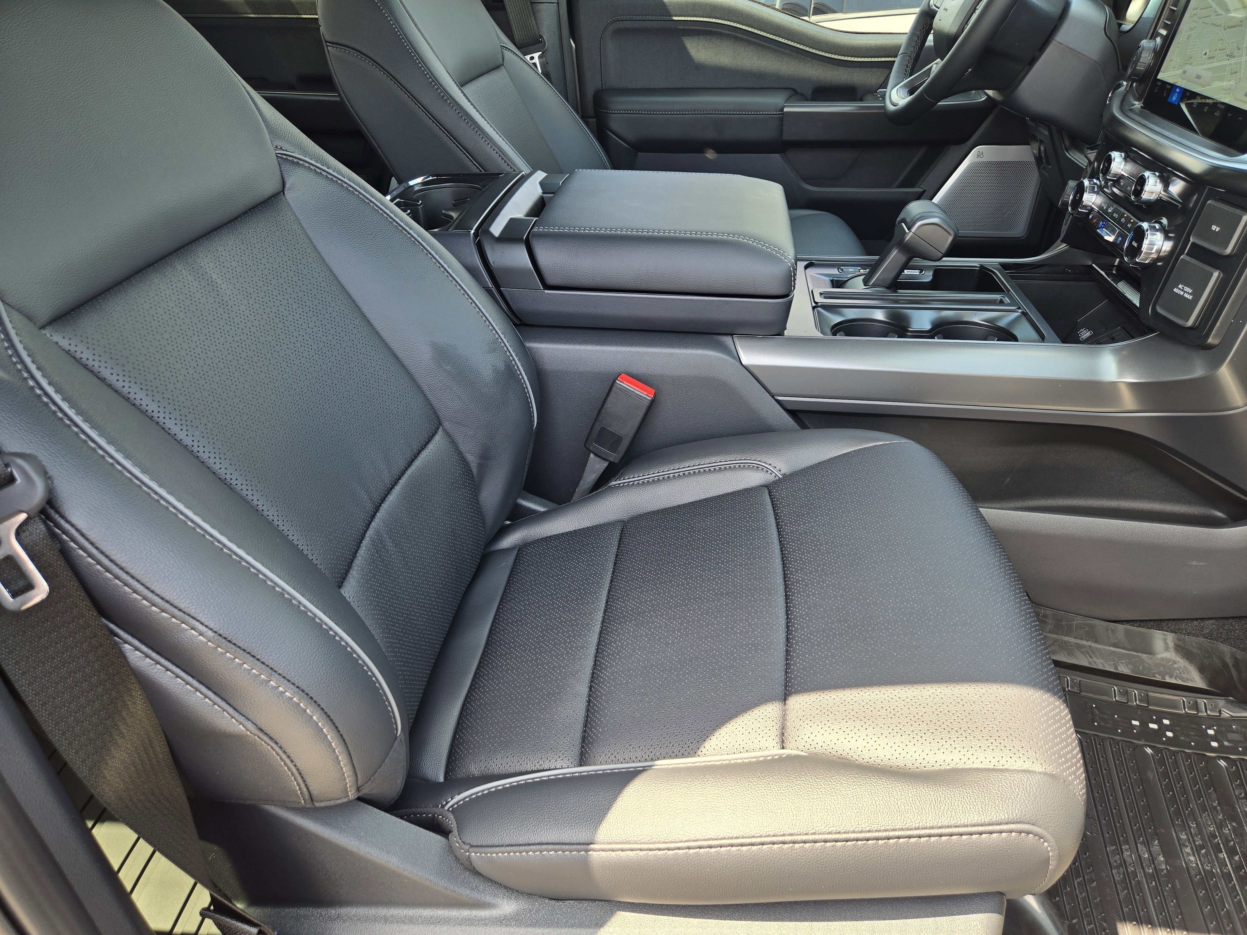 New 2026 Carbonized Gray Metallic Ford Lariat image 9