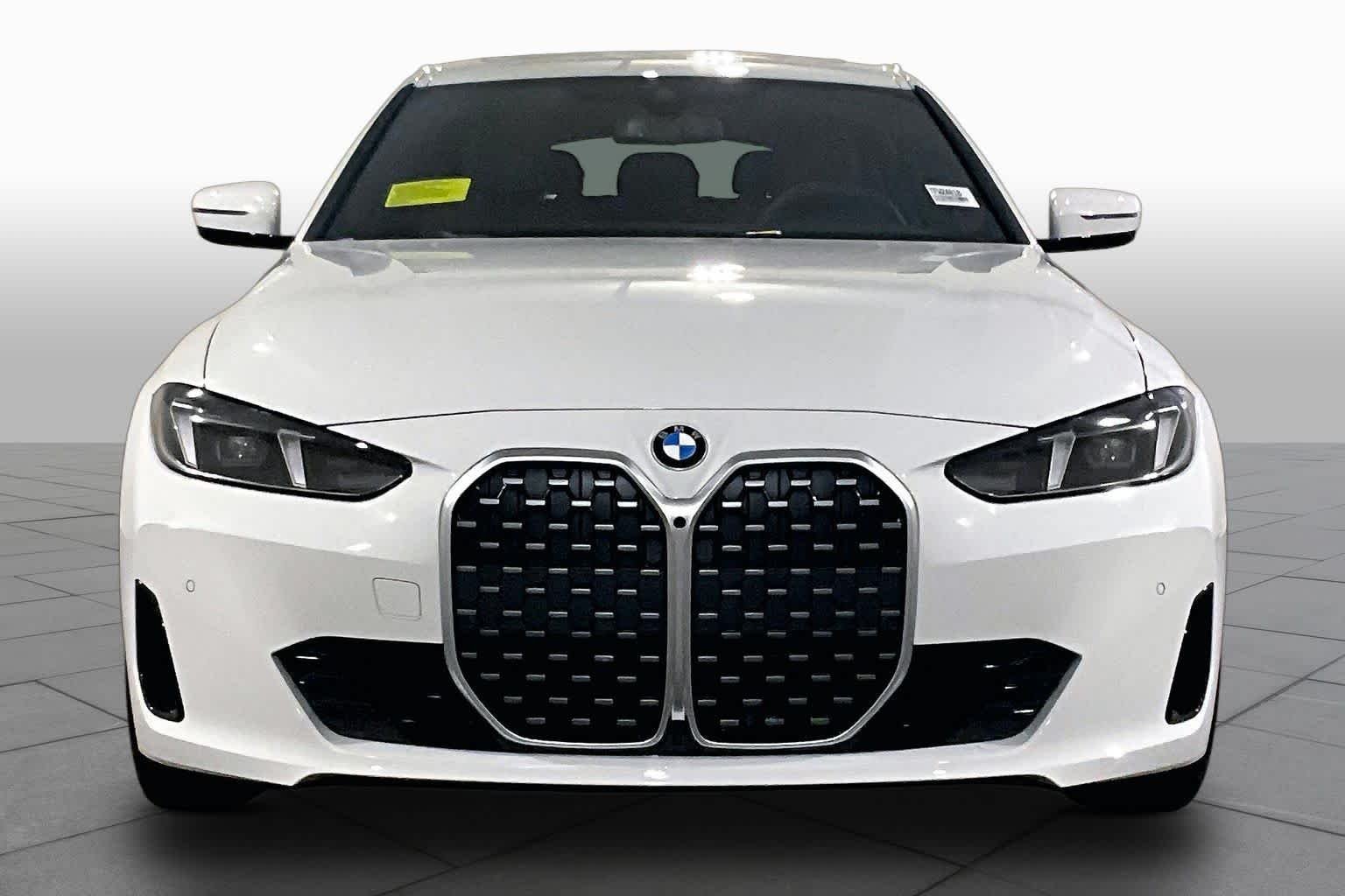 New 2026 Alpine White BMW 430i xDrive image 2