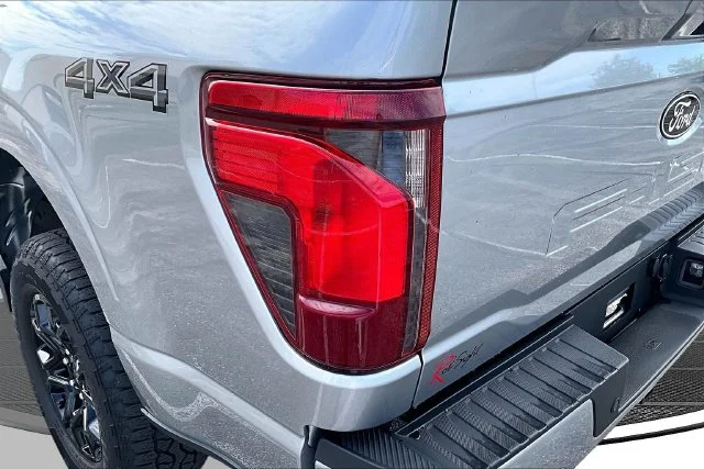 Used 2024 Iconic Silver Metallic Ford XLT image 24