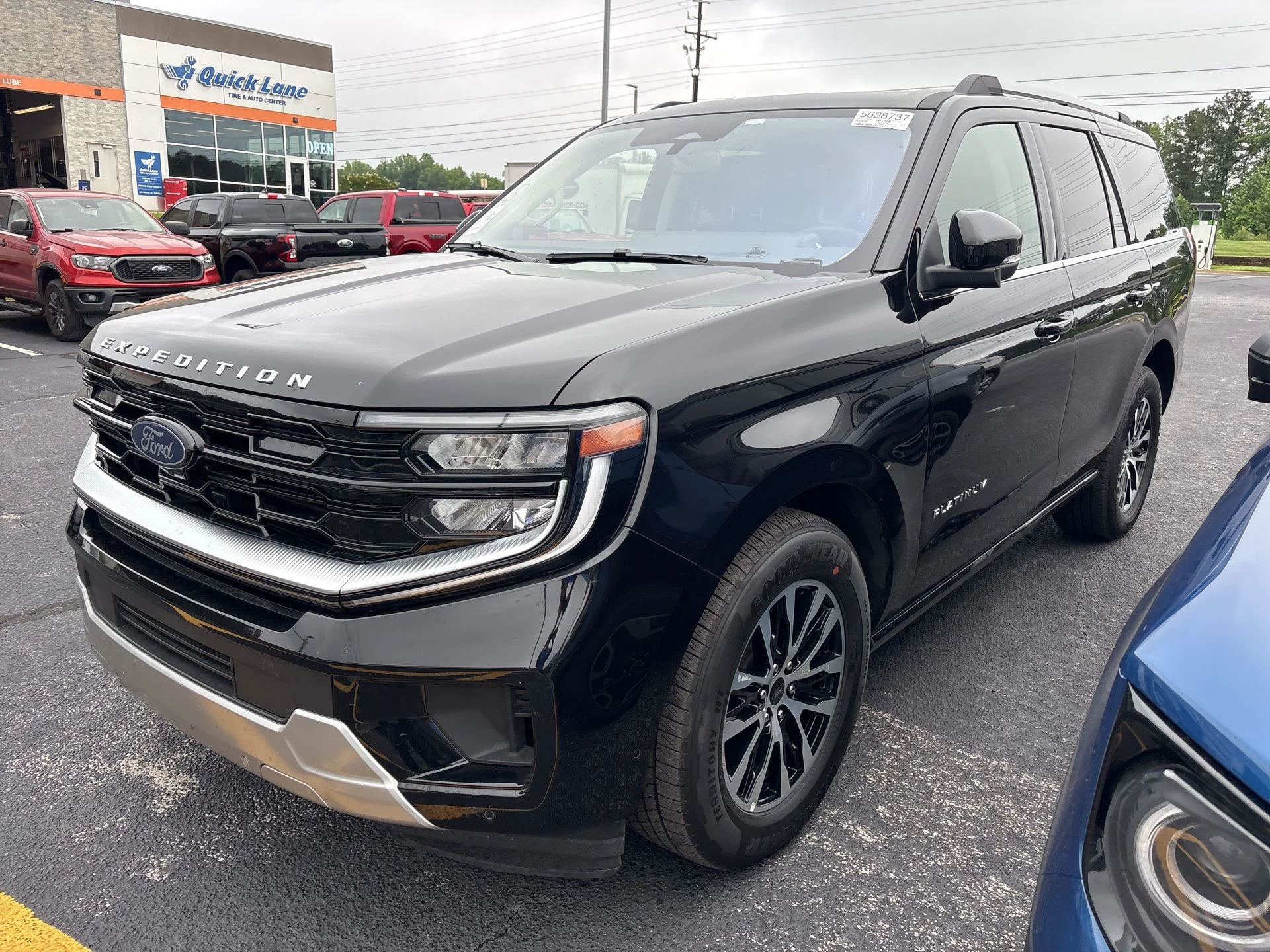 2025 Ford Expedition Platinum 4x4's photo