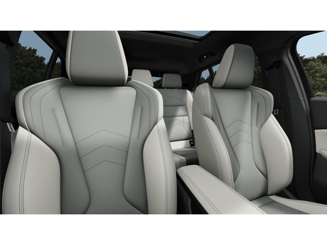 New 2026 Mineral White Metallic BMW xDrive28i image 11