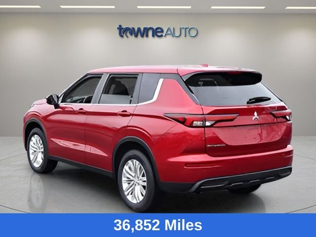 Used 2024 Red Mitsubishi ES image 3