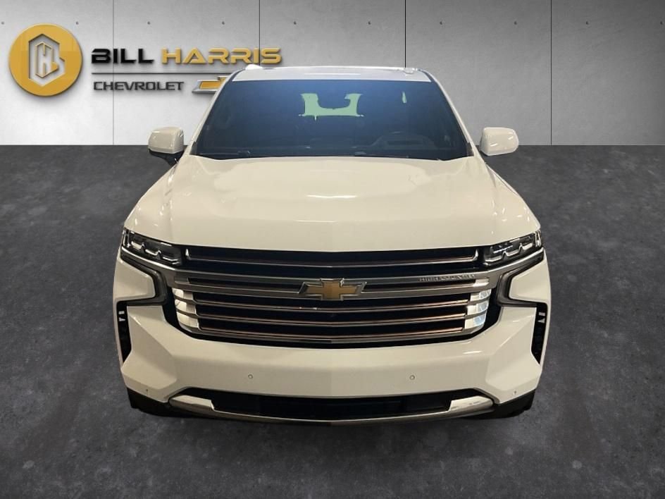 Used 2023 White Chevrolet High Country image 8