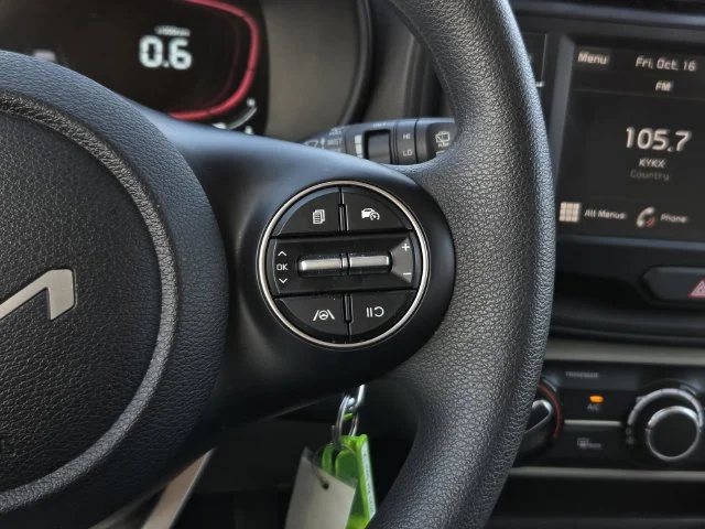 Used 2025 Fusion Orange Kia LX image 21