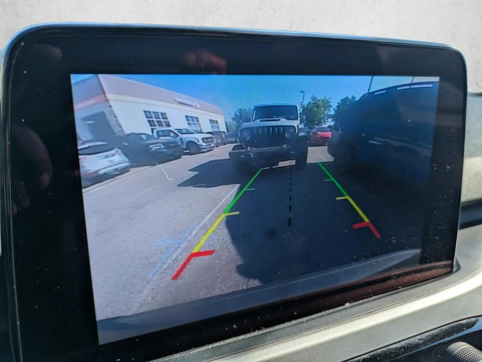 Used 2020 Agate Black Metallic Ford SE image 13