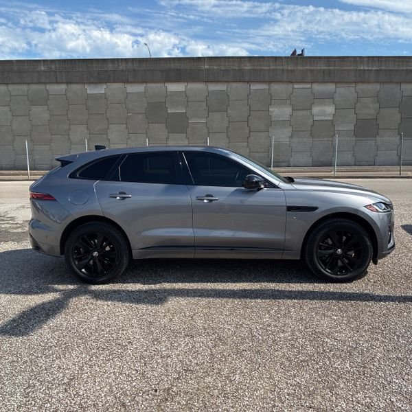 Certified Used 2024 Eiger Gray Metallic Jaguar P400 R-Dynamic S image 5