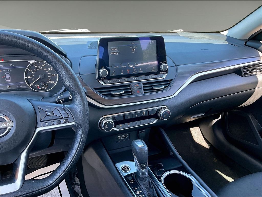 Used 2024 Gun Metallic Nissan 2.5 SV image 17