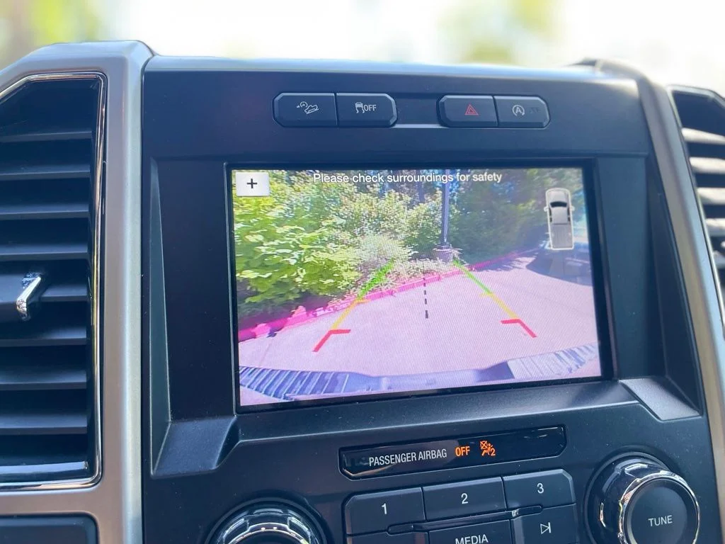 Used 2017 Magnetic Ford Lariat image 17