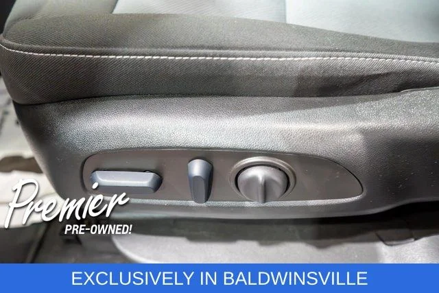 Used 2023 Red Chevrolet LT image 17