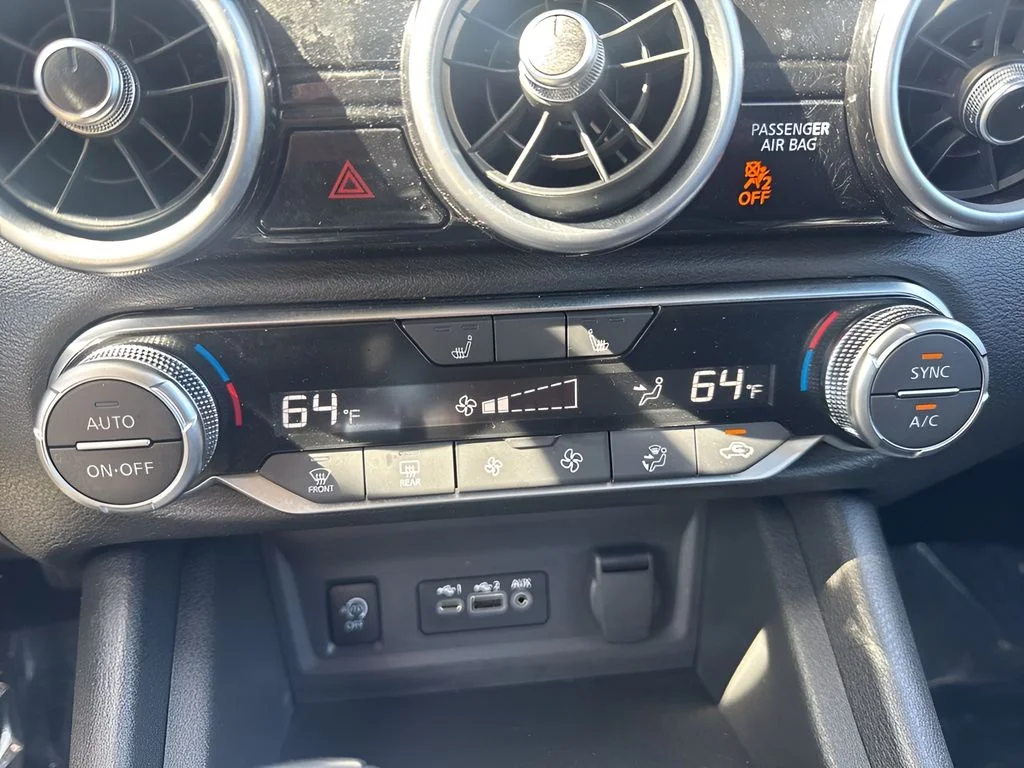 Used 2025 Black Nissan SR image 17