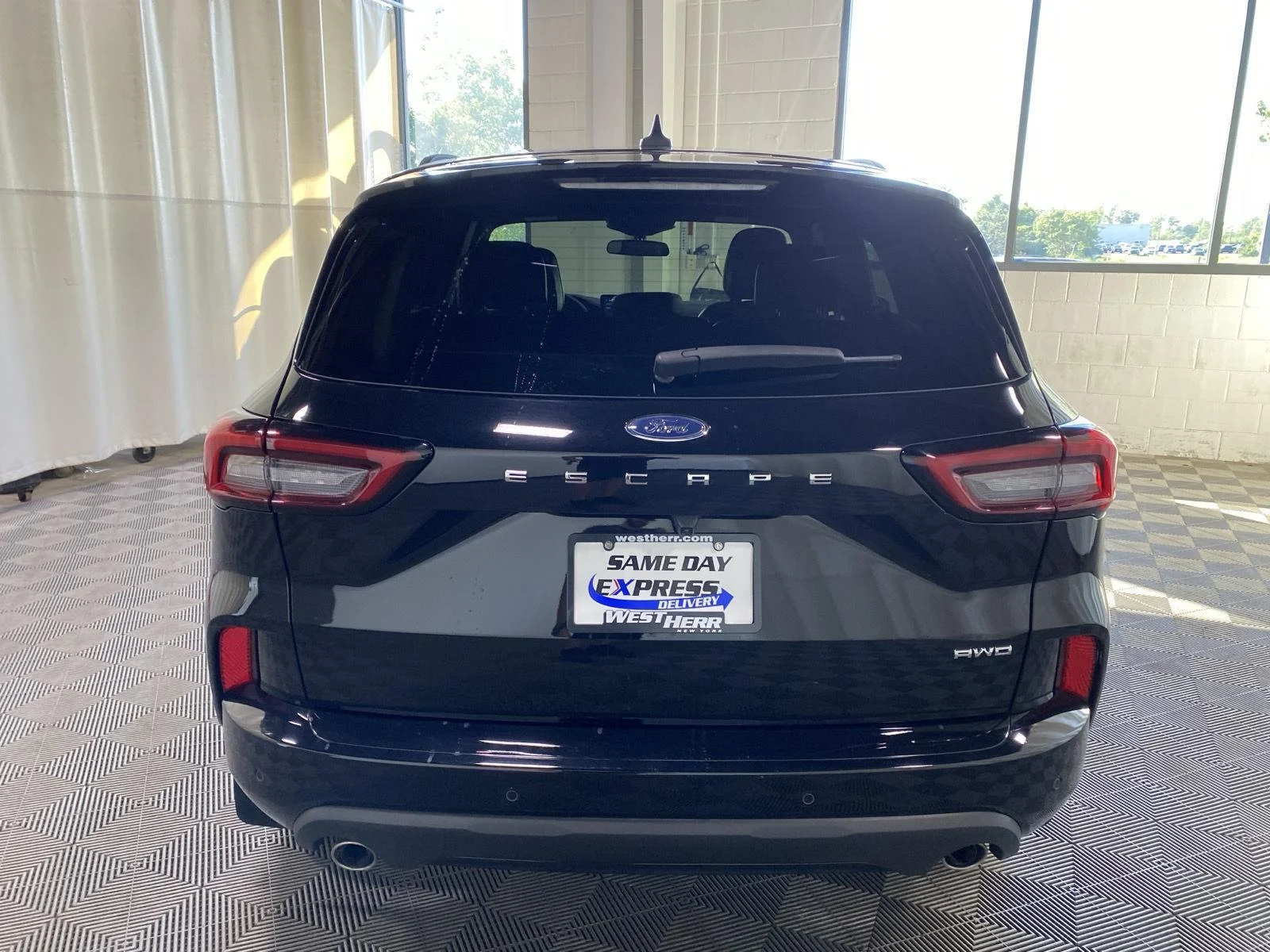 Used 2023 Agate Black Ford ST-Line Select image 7