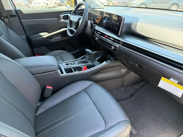 New 2026 Ivory Silver Kia S image 21