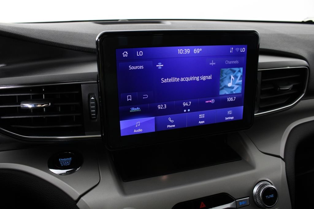 Used 2023 Black Ford XLT image 29